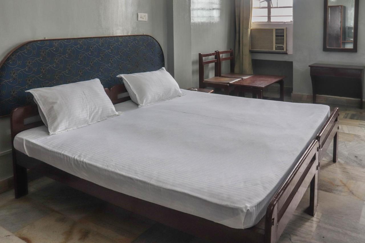 Spot On 49477 Hotel Galaxy Dimāpur Exteriér fotografie